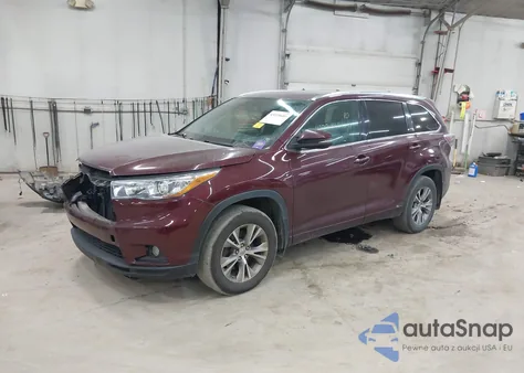 2015 Toyota Highlander Xle V6 z USA, uszkodzony, nr VIN 5TDJKRFH1FS141486